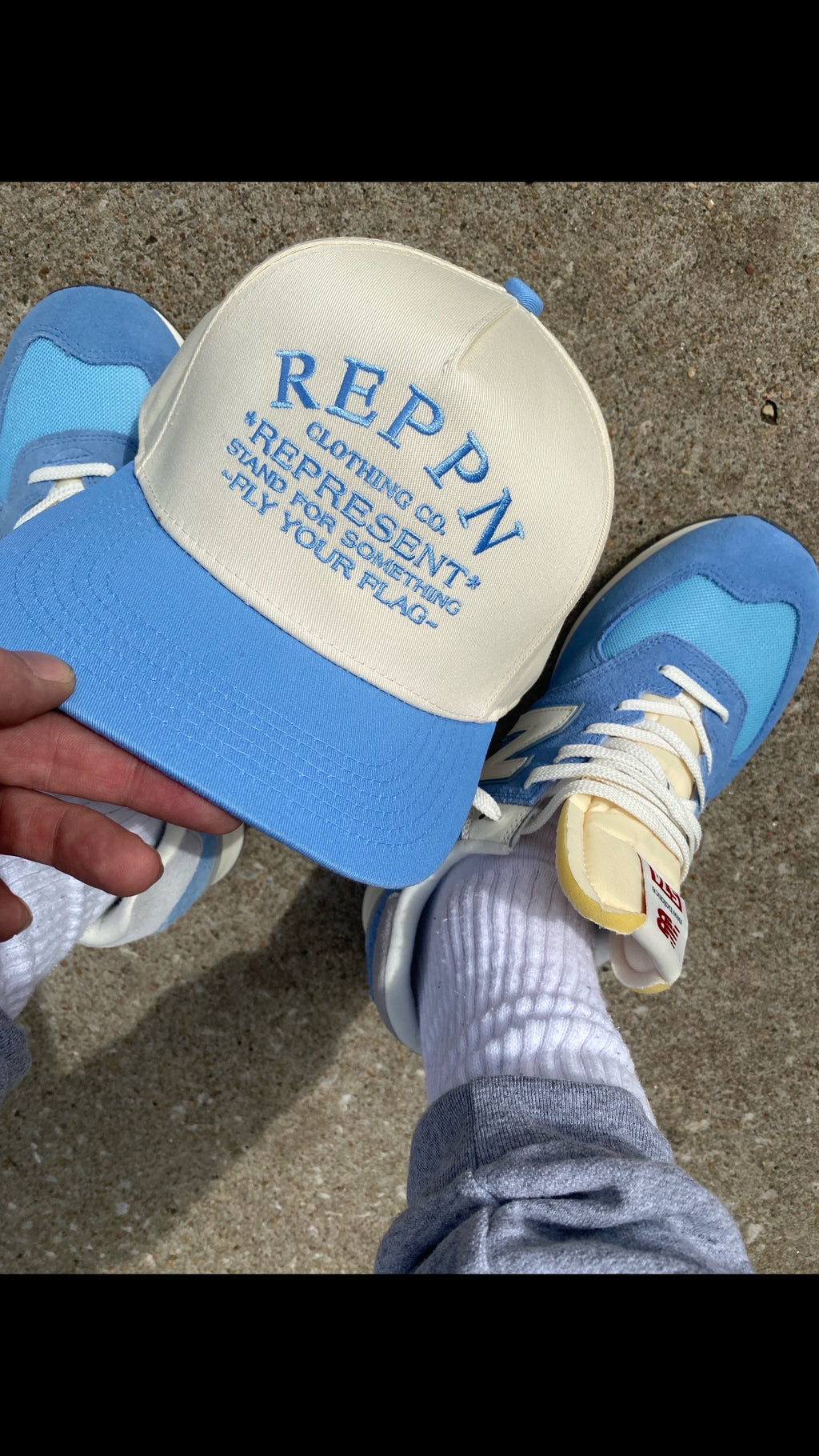 REPPN SnapBack Embroidered Hat - Cream/Sky Blue
